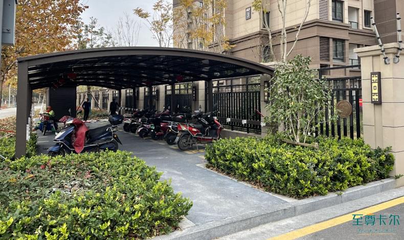 自行車棚生產(chǎn)廠家怎么選？自行車車棚圖片大全？